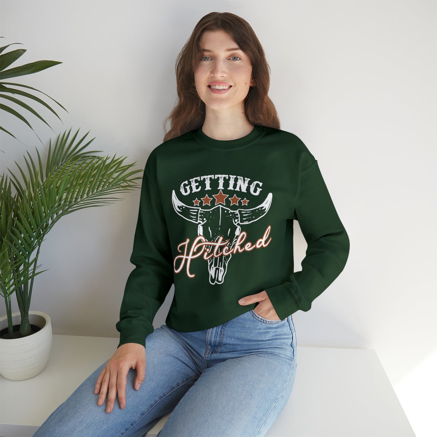 Vintage Getting Hitched Bride Unisex Heavy Blend™ Crewneck Sweatshirt - White Ink