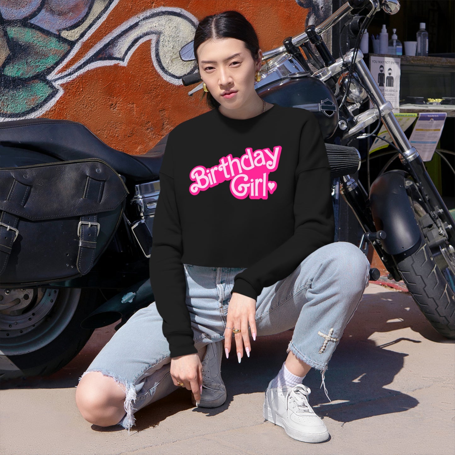 Barbie Birthday Girl Women's Cropped Sweatshirt - Black