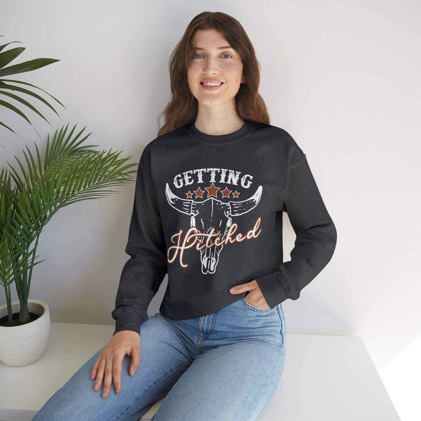 Vintage Getting Hitched Bride Unisex Heavy Blend™ Crewneck Sweatshirt - White Ink