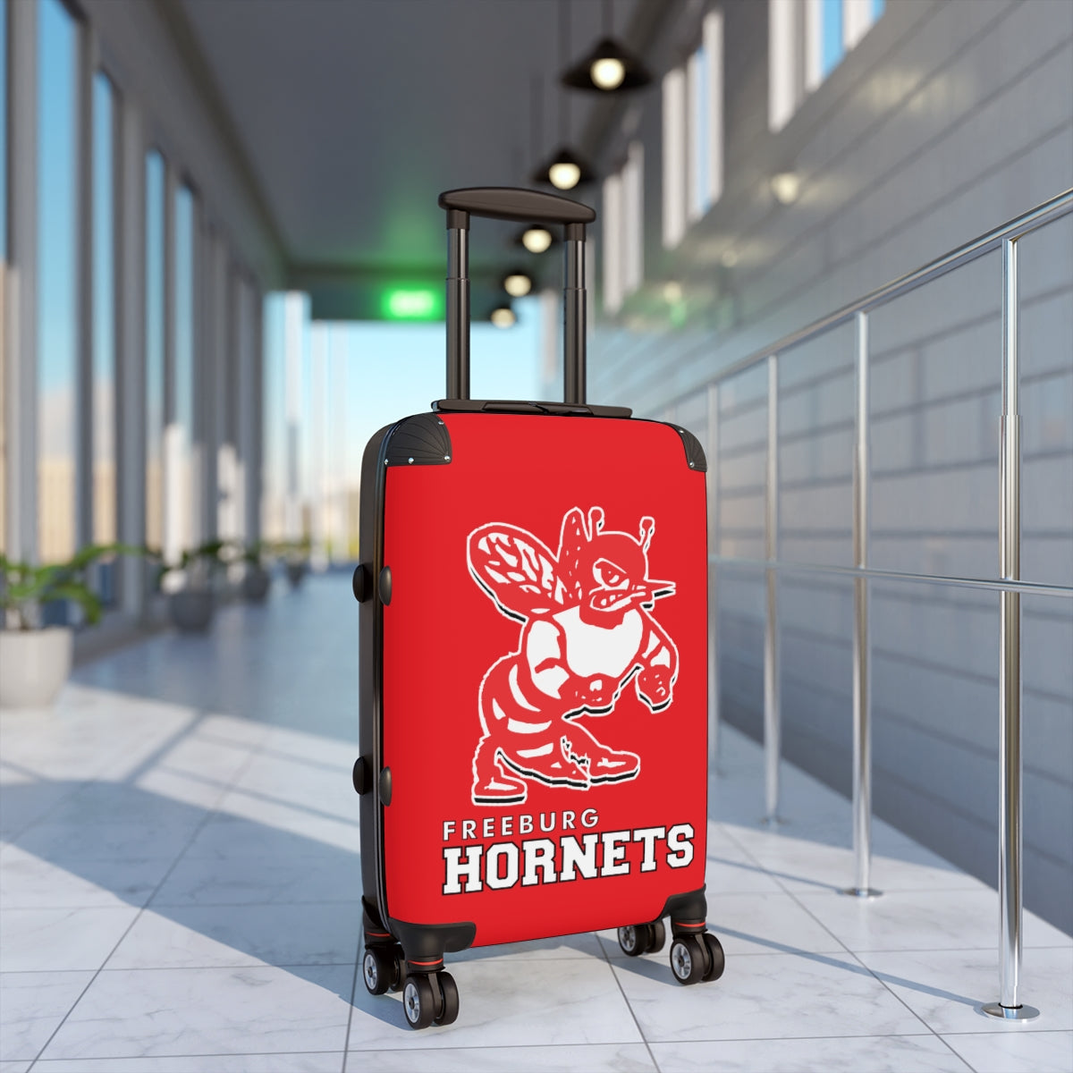 Freeburg Hornet Suitcases - Red Front/ Black Back