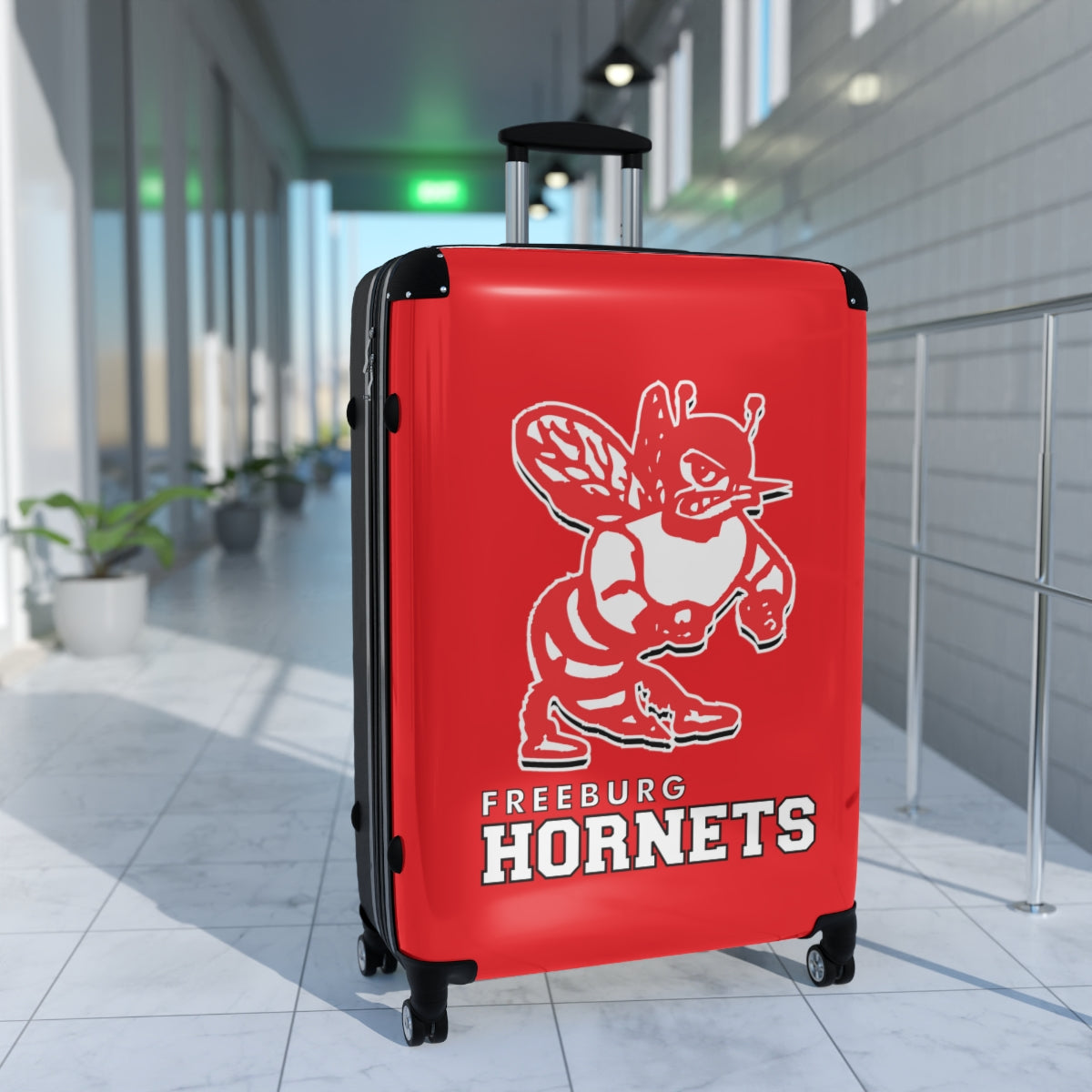 Freeburg Hornet Suitcases - Red Front/ Black Back