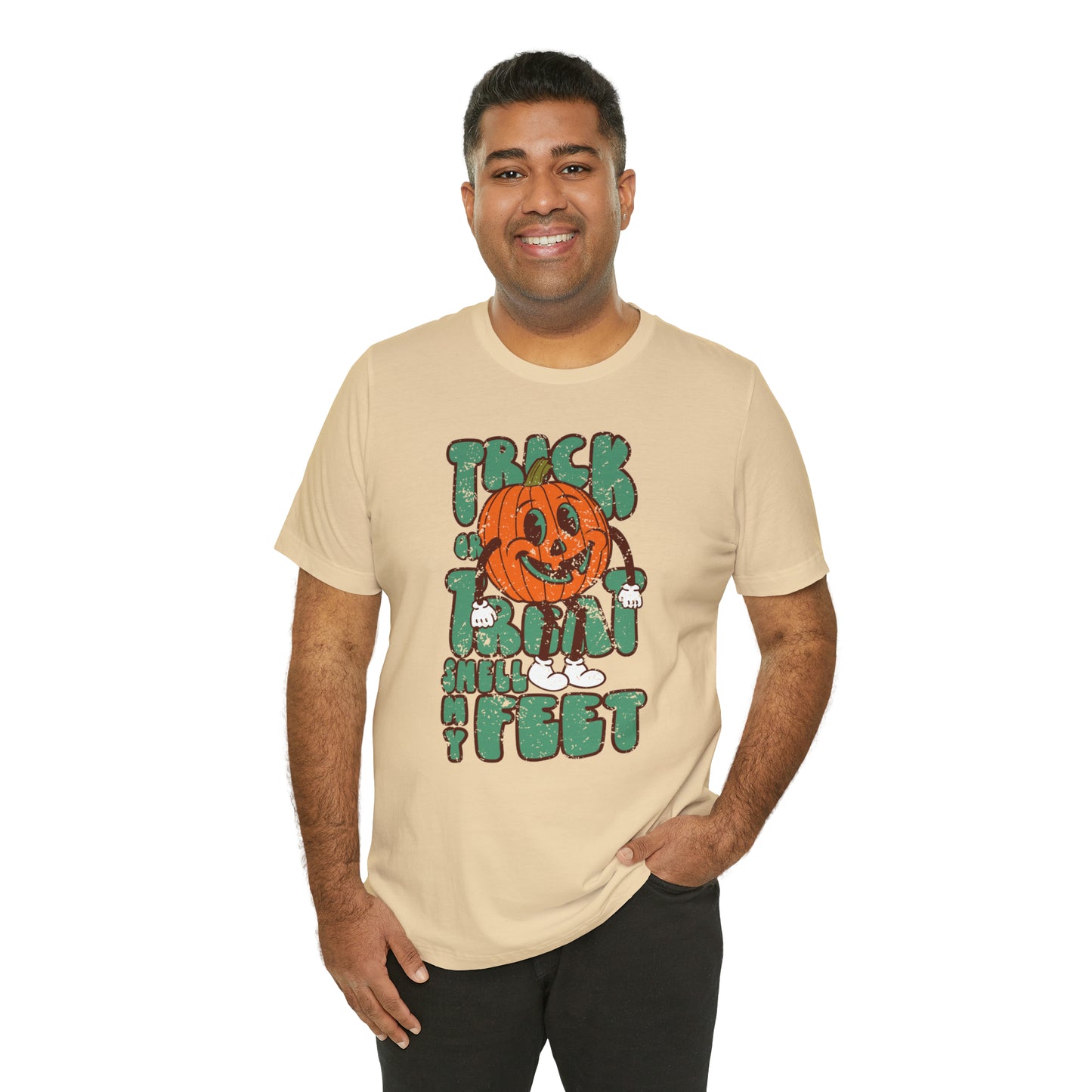 Distressed Trick or Treat Smell My Feet T-Shirt