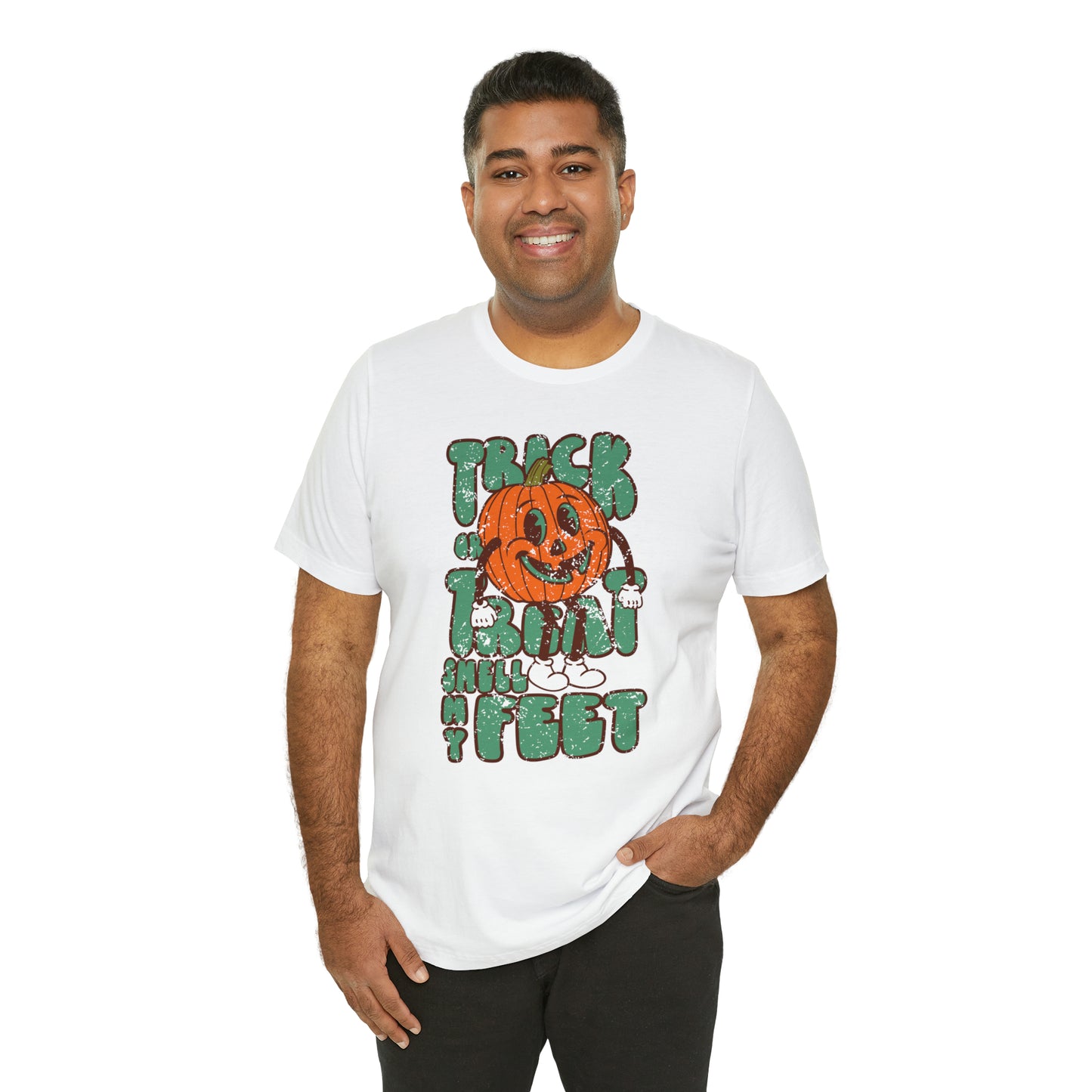 Distressed Trick or Treat Smell My Feet T-Shirt