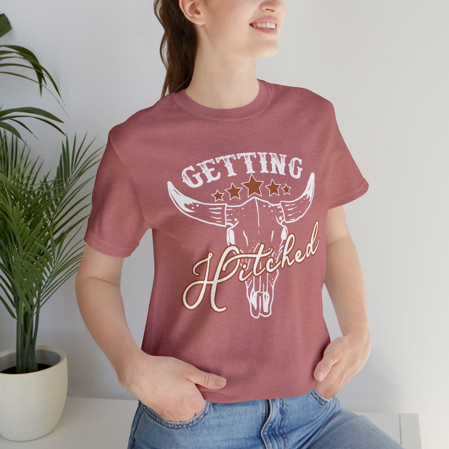 Vintage Getting Hitched Bride/ Groom T-Shirt - White Design