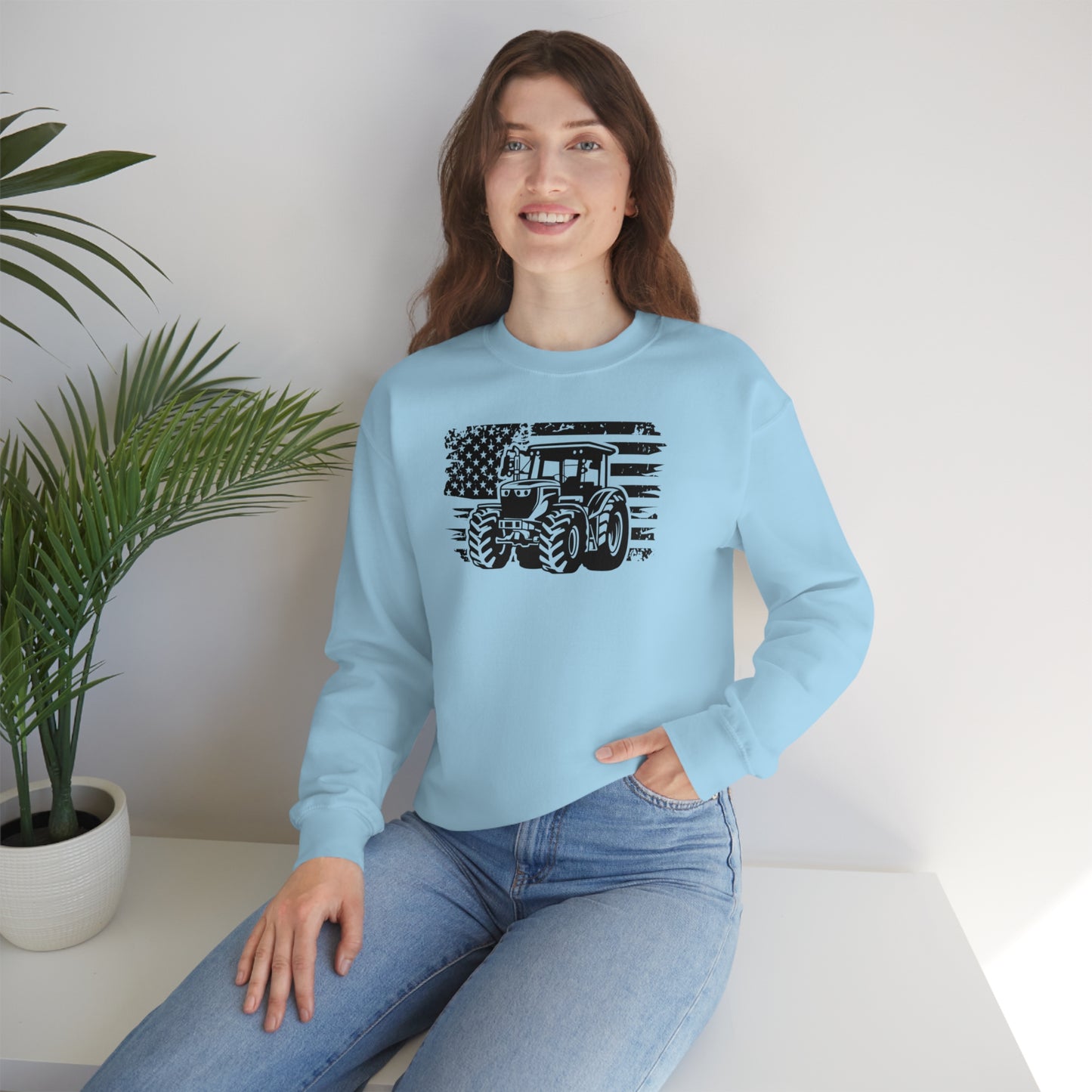 "American Tractor" - Unisex Heavy Blend™ Crewneck Sweatshirt