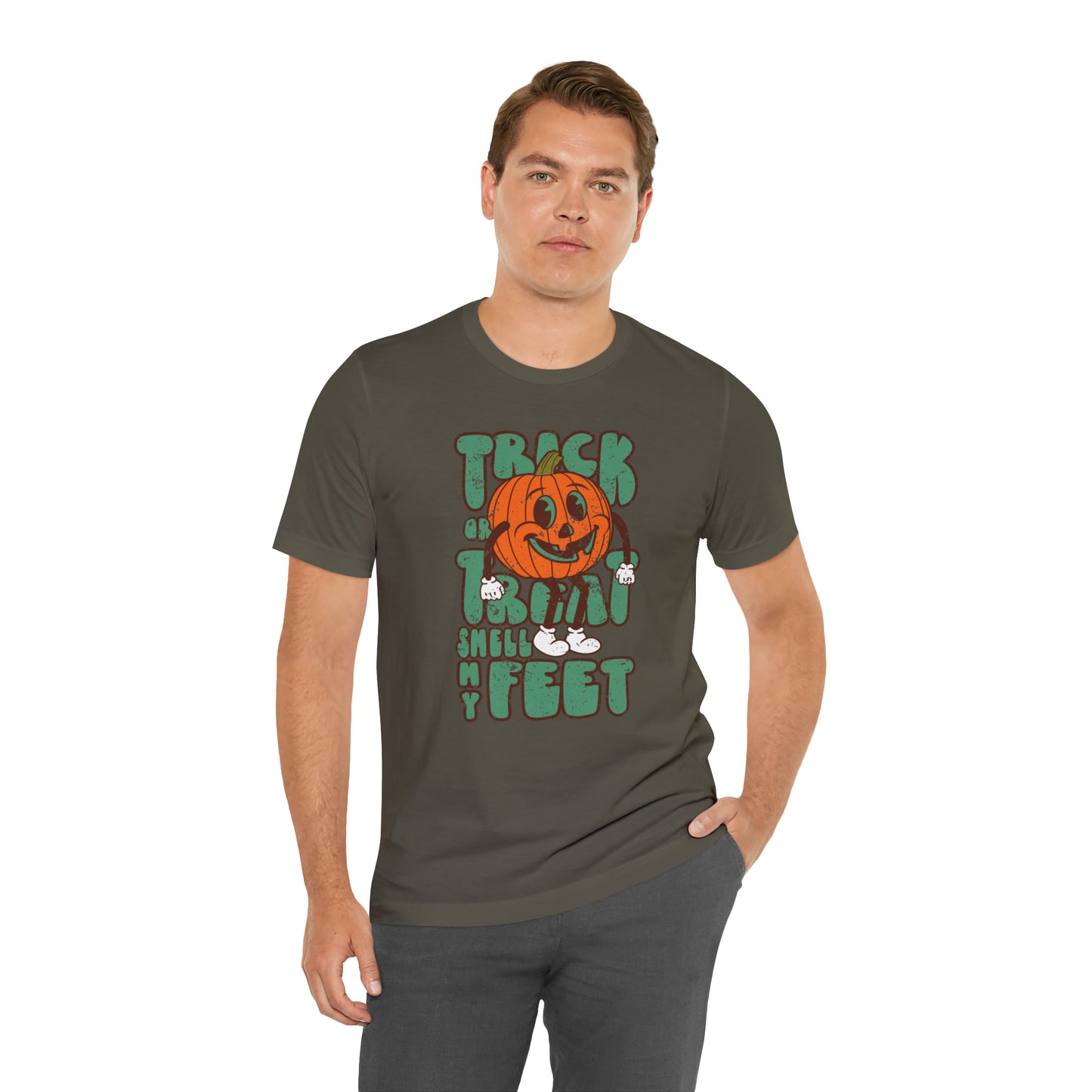 Distressed Trick or Treat Smell My Feet T-Shirt