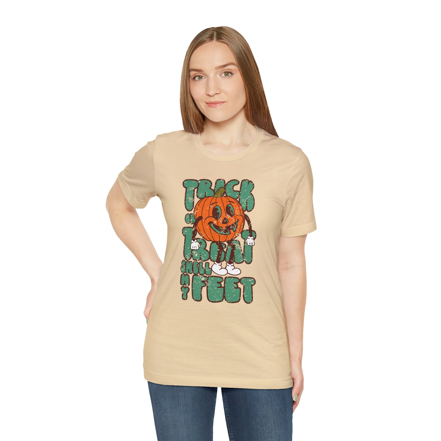 Distressed Trick or Treat Smell My Feet T-Shirt