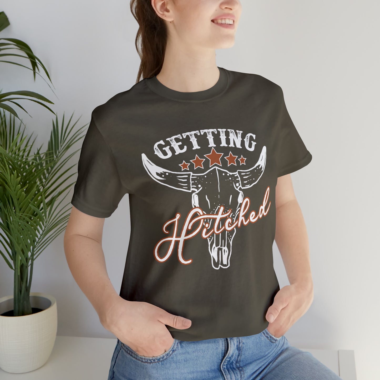 Vintage Getting Hitched Bride/ Groom T-Shirt - White Design