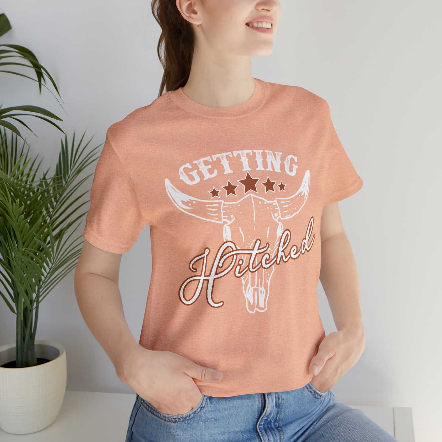 Vintage Getting Hitched Bride/ Groom T-Shirt - White Design