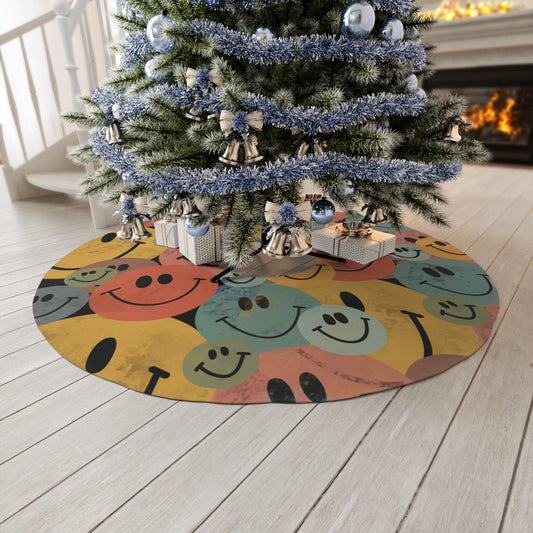 Rustic Smiley Face Round Tree Skirt